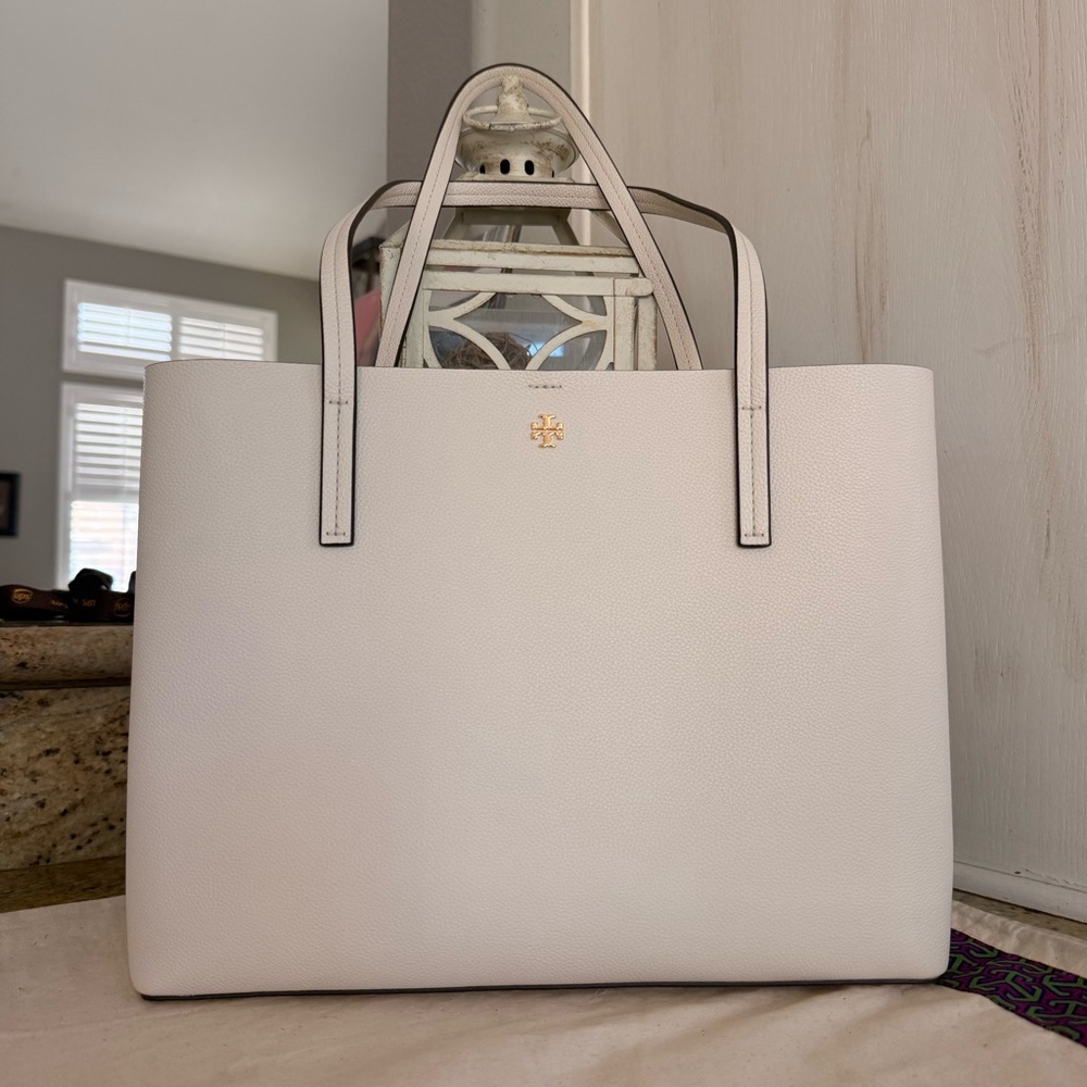 New tory burch Blake leather tote in new ivory